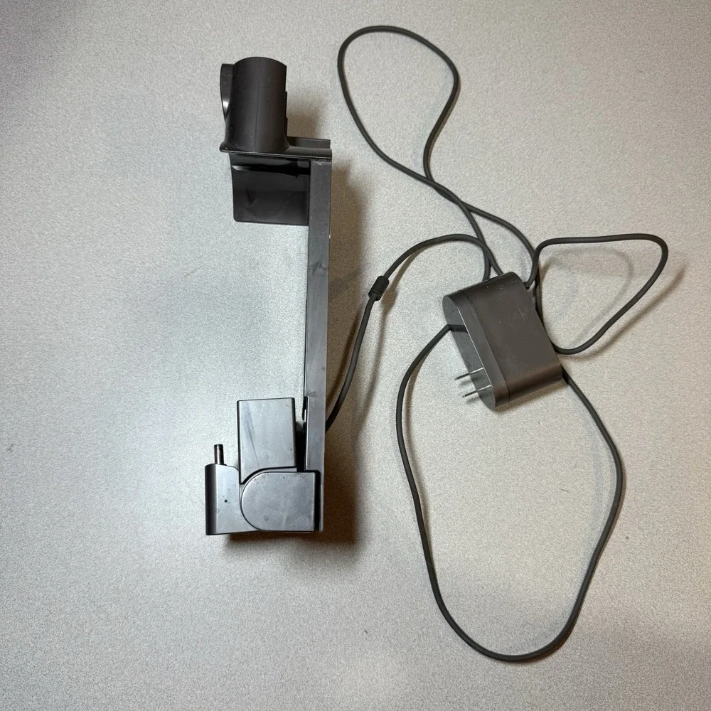 Dyson Wall Mount Charging Dock‎ Station With Charger 102882-01